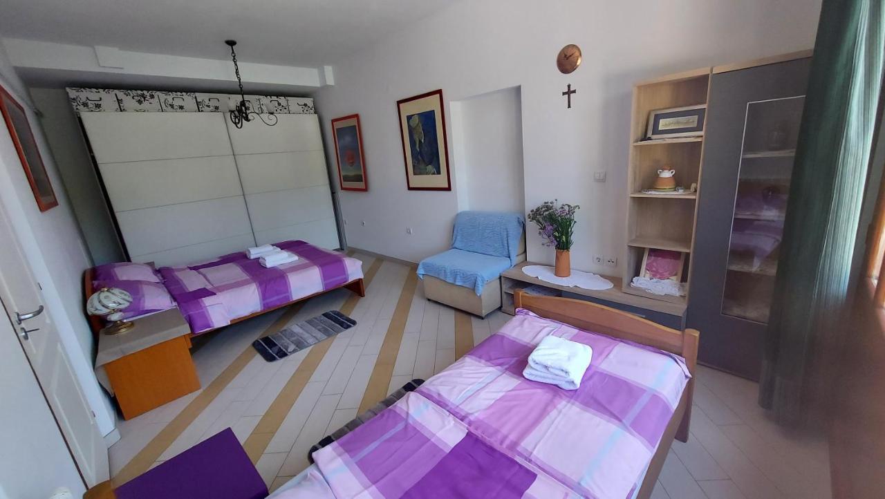 Apartments Cezar Vinkuran Luaran gambar