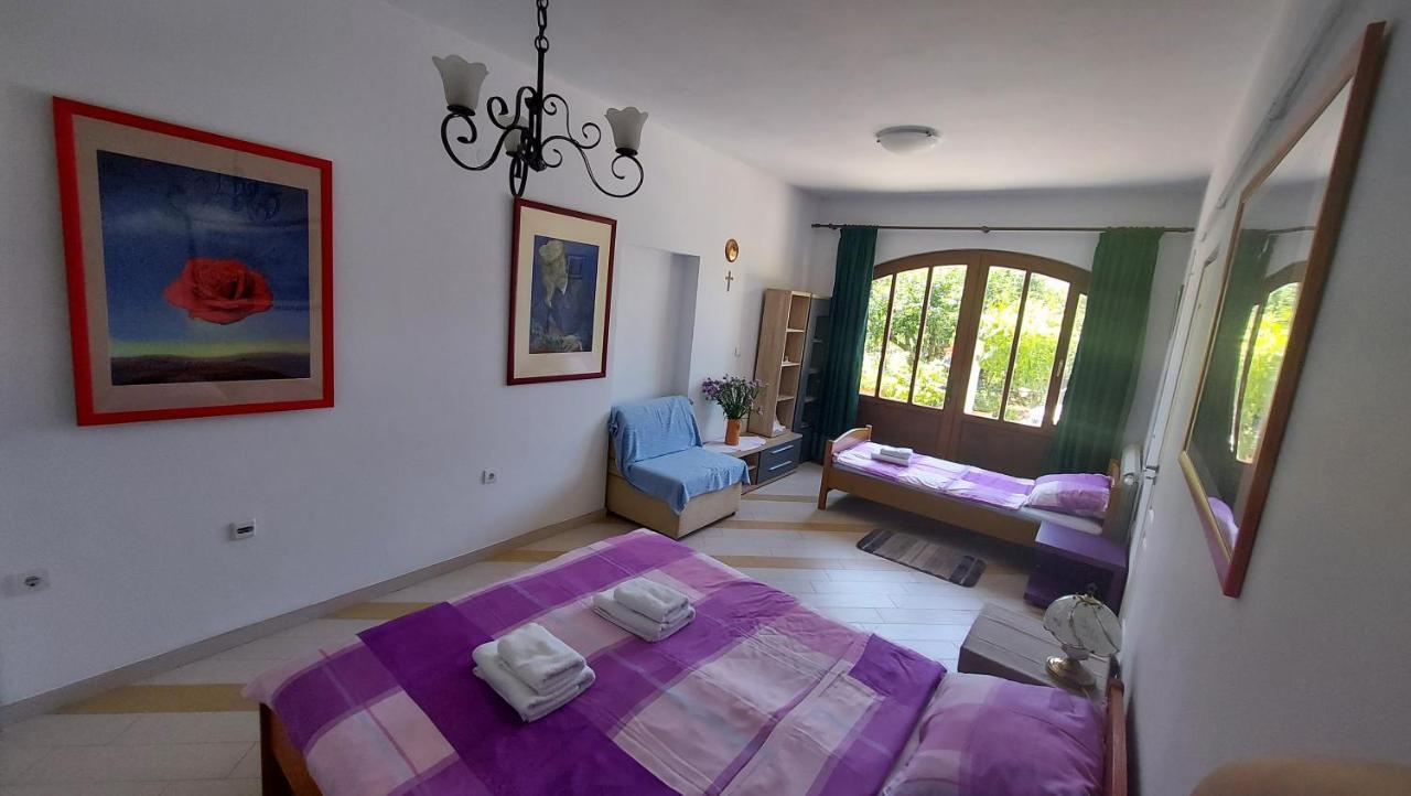 Apartments Cezar Vinkuran Luaran gambar