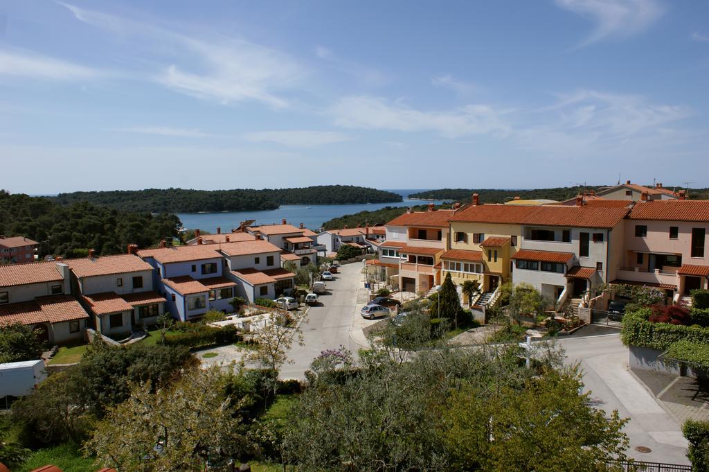 Apartments Cezar Vinkuran Luaran gambar