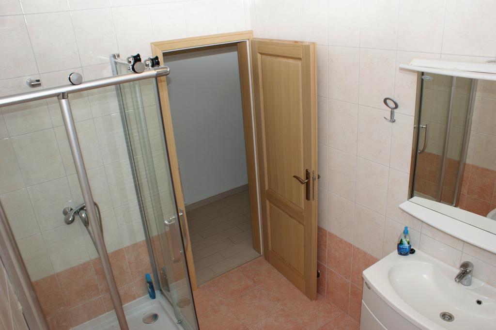 Apartments Cezar Vinkuran Luaran gambar