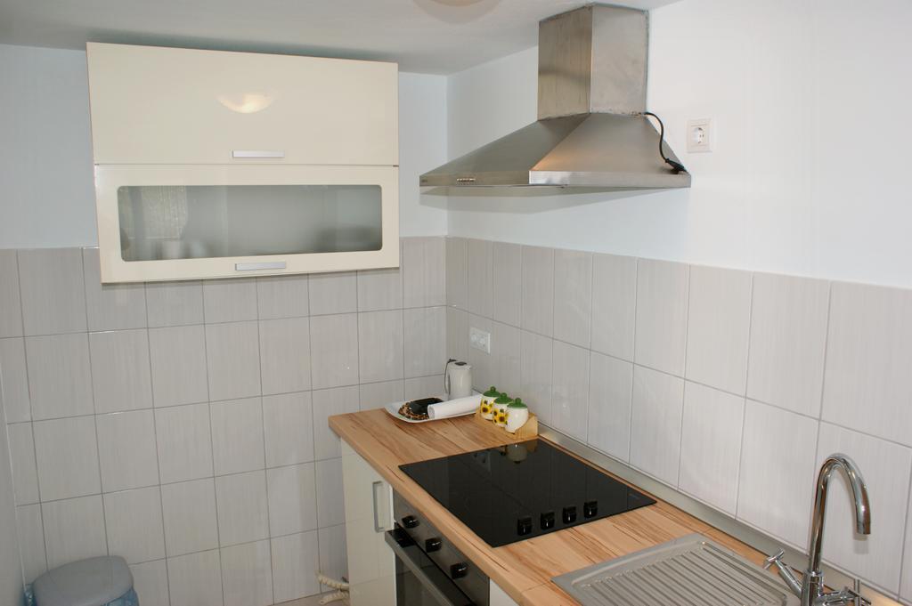 Apartments Cezar Vinkuran Luaran gambar