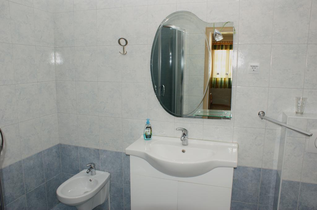 Apartments Cezar Vinkuran Luaran gambar