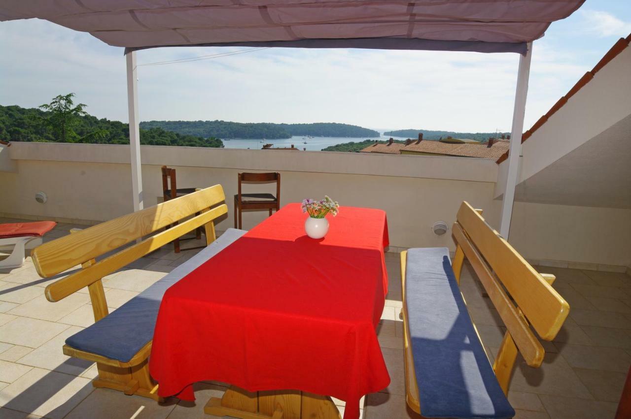 Apartments Cezar Vinkuran Luaran gambar