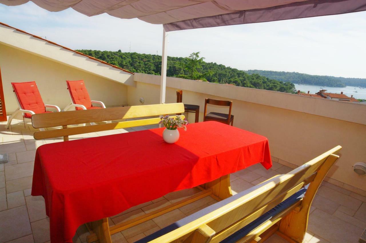 Apartments Cezar Vinkuran Luaran gambar