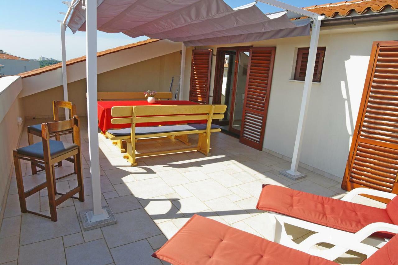 Apartments Cezar Vinkuran Luaran gambar