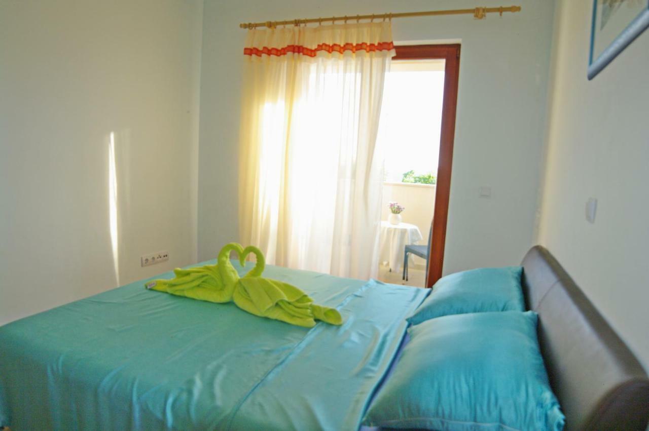 Apartments Cezar Vinkuran Luaran gambar